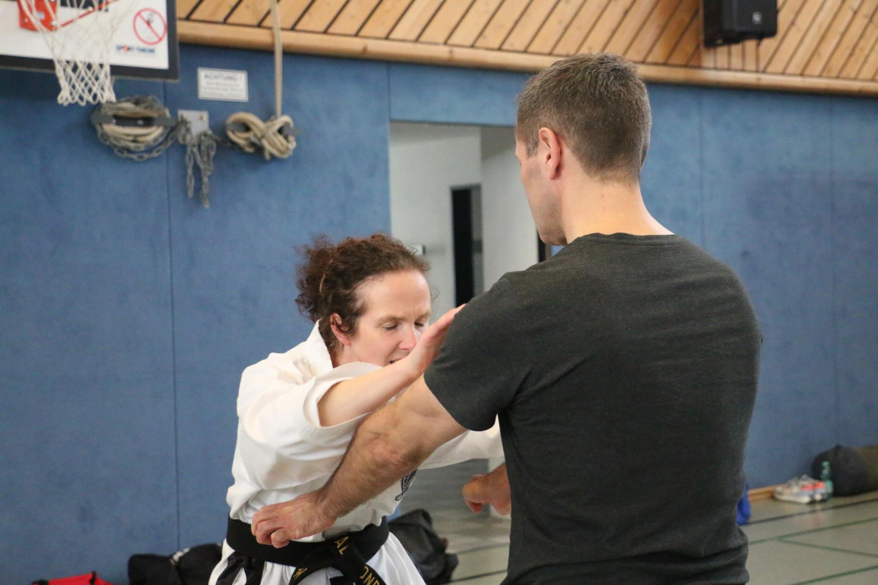 Selbstverteidigung Cazis